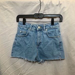 TOPSHOP MOM SHORTS 🦋